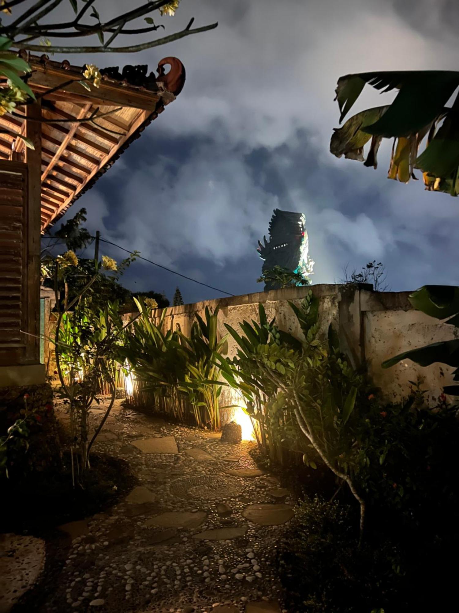 Pinokkio B&B Restaurant อูงาซัน ภายนอก รูปภาพ